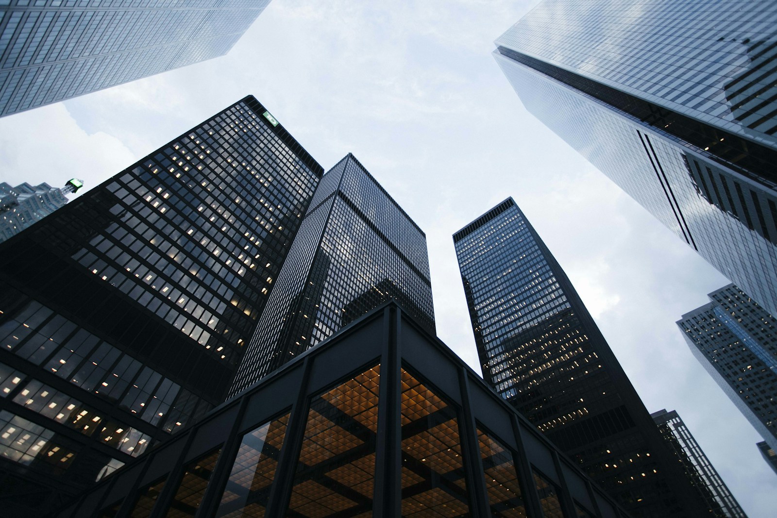 Chatdok schliesst Nasdaq Milestone Makers Ethical AI Cohort erfolgreich ab